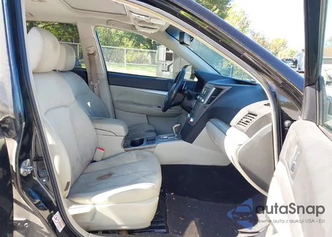 2012 Subaru Outback 2.5I Premium z USA, uszkodzony, nr VIN 4S4BRBGC8C3238123